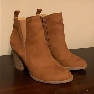 New Express Brown Camel Ankle Boot Booties 8